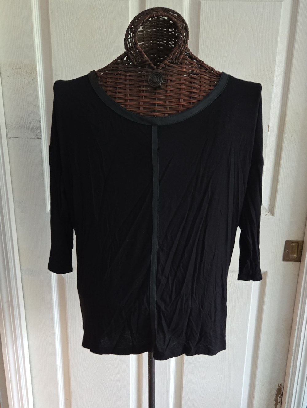 French Laundry Black Scoop Neck Long Sleeve Top-Size XL